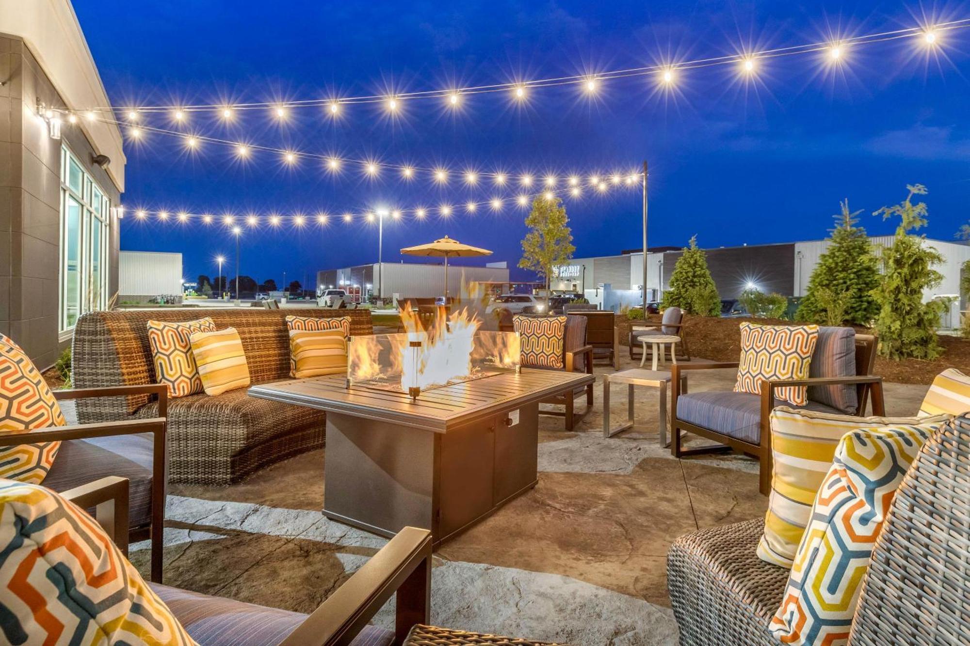 Cambria Hotel Davenport Quad Cities Bettendorf Luaran gambar