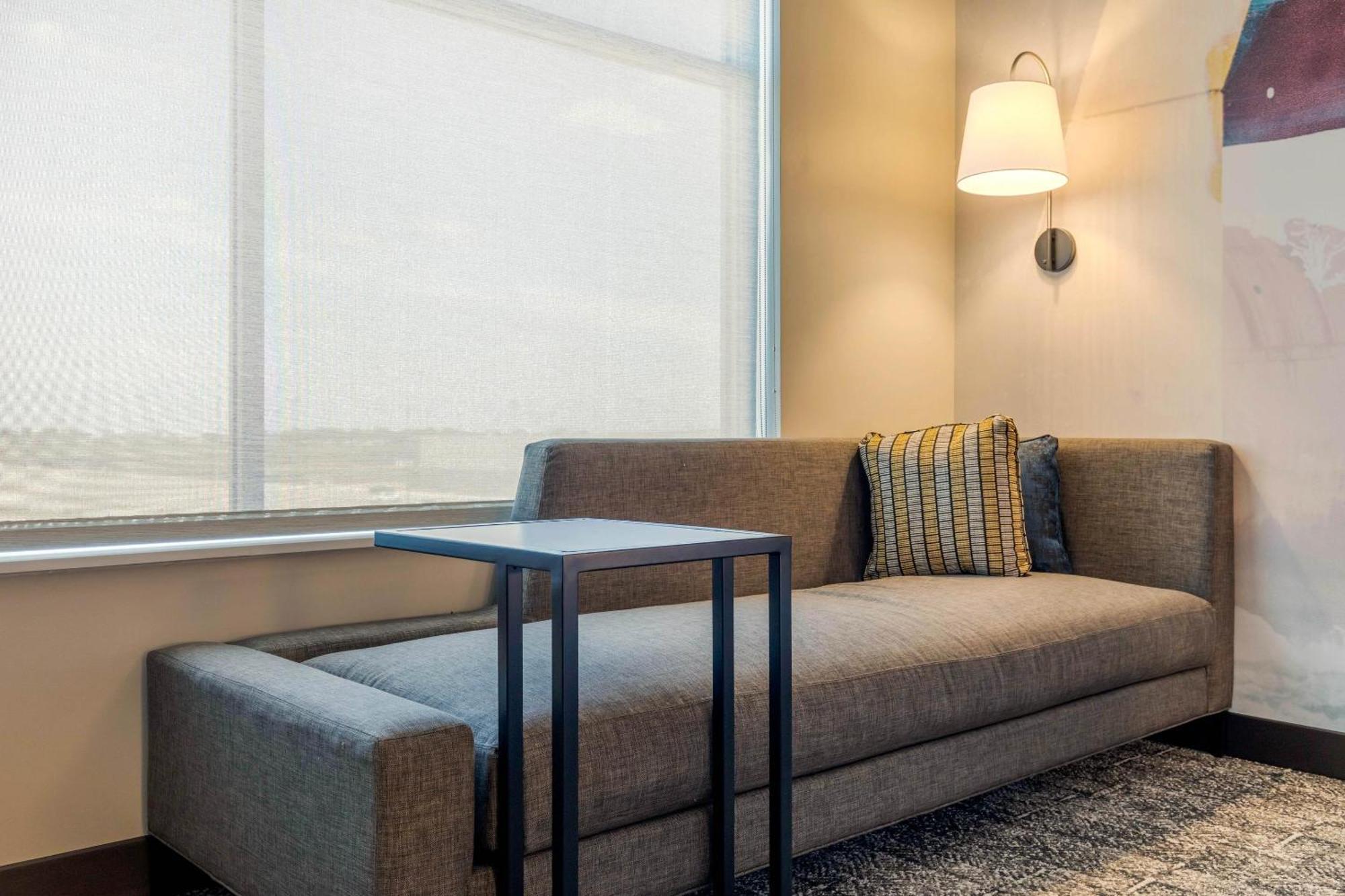 Cambria Hotel Davenport Quad Cities Bettendorf Luaran gambar
