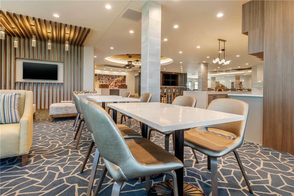 Cambria Hotel Davenport Quad Cities Bettendorf Restoran gambar